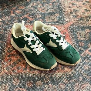 Time and Tru Forest Green and White Sneakers